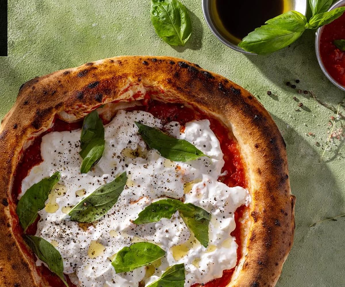 Pizza Burrata — wood-fired pizza with burrata at ZEST
